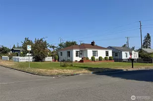 522 S A St, Port Angeles, WA 98362 - Photo 37
