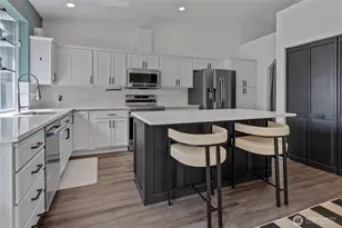9016 190th St E, Puyallup, WA 98375 - Photo 9