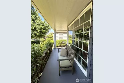 2256 Viewmont Way W, Seattle, WA 98199 - Photo 39