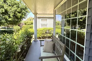 2256 Viewmont Way W, Seattle, WA 98199 - Photo 39