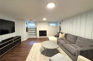 2256 Viewmont Way W, Seattle, WA 98199 - Photo 29