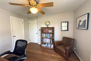 2256 Viewmont Way W, Seattle, WA 98199 - Photo 13