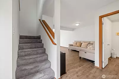 306 Poppy Road #A, Bothell, WA 98012 - Photo 5