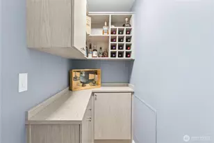 10700 NE 4th St, Bellevue, WA 98004 - Photo 11