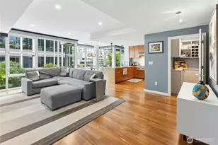 10700 NE 4th St, Bellevue, WA 98004 - Photo 9