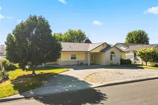 630 S 20th Ave, Othello, WA 99344 - Photo 7