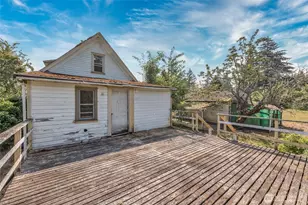 15215 91st Ave SW, Vashon, WA 98070 - Photo 21