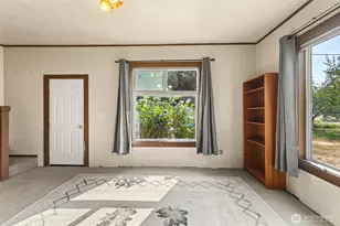 15215 91st Ave SW, Vashon, WA 98070 - Photo 7