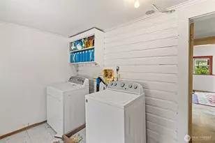 15215 91st Ave SW, Vashon, WA 98070 - Photo 17