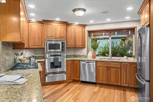 5204 137th Pl SE, Bellevue, WA 98006 - Photo 5