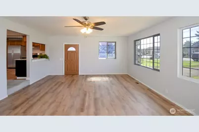 327 Eklund Avenue, Hoquiam, WA 98550 - Photo 3