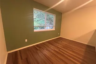 1301 NW Slate Ln, Silverdale, WA 98383 - Photo 5