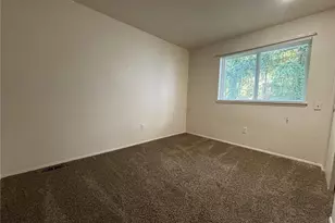 1301 NW Slate Ln, Silverdale, WA 98383 - Photo 11
