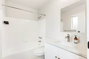 1609 E Alder St, Seattle, WA 98122 - Photo 33