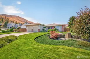 314 Canyon Pl, Wenatchee, WA 98801 - Photo 3