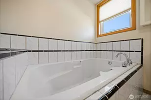 705 N State St, Bellingham, WA 98225 - Photo 25