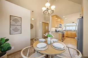 705 N State St, Bellingham, WA 98225 - Photo 17