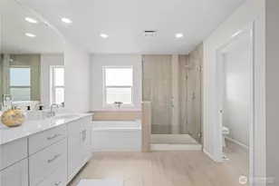 20908 Dr 42nd SE, Bothell, WA 98021 - Photo 17