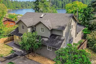 18404 W Spring Lake Dr SE, Renton, WA 98058 - Photo 1