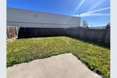 930 S 22nd Court, Mount Vernon, WA 98274 - Photo 9
