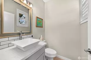 2412 Franklin St, Bellingham, WA 98229 - Photo 7