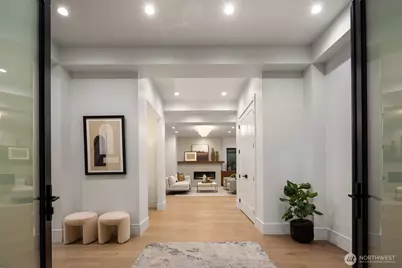 2544 39th Avenue E, Seattle, WA 98112 - Photo 5