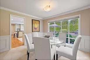 20404 NE 35th St, Sammamish, WA 98074 - Photo 9