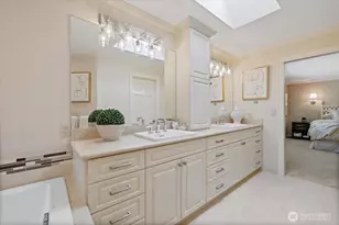20404 NE 35th St, Sammamish, WA 98074 - Photo 27