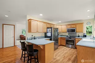 7781 NE Frog Hollow St, Kingston, WA 98346 - Photo 9