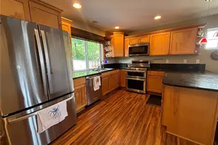 105 N Lafayette Ave, Bremerton, WA 98312 - Photo 5