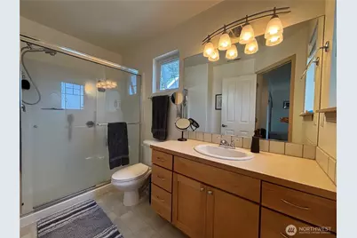 105 N Lafayette Avenue, Bremerton, WA 98312 - Photo 11