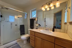 105 N Lafayette Ave, Bremerton, WA 98312 - Photo 11