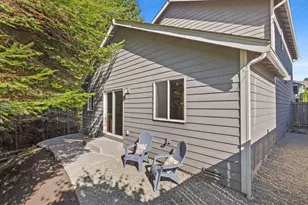 8402 61st Pl NE, Marysville, WA 98270 - Photo 3