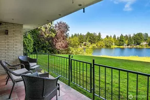 322 N 134th St, Seattle, WA 98133 - Photo 9