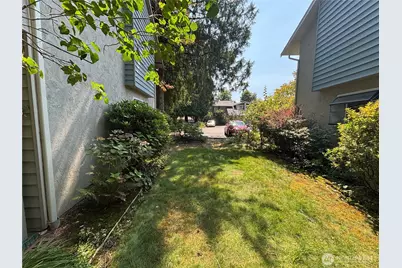 19219 40th Avenue W #H-1, Lynnwood, WA 98036 - Photo 33