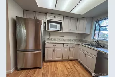 19219 40th Avenue W #H-1, Lynnwood, WA 98036 - Photo 7