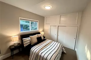 1706 N 50th St, Seattle, WA 98103 - Photo 17