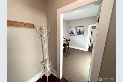 1706 N 50th Street, Seattle, WA 98103 - Photo 13
