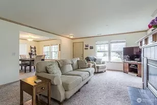 2831 Martin St, DuPont, WA 98327 - Photo 3