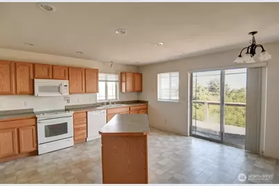 1264 E Ocean Shores Boulevard SW, Ocean Shores, WA 98569 - Photo 5