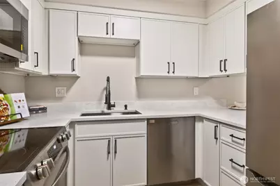 18200 73rd Avenue NE #A-311, Kenmore, WA 98028 - Photo 13