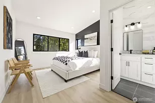 526 N 100th St, Seattle, WA 98133 - Photo 13