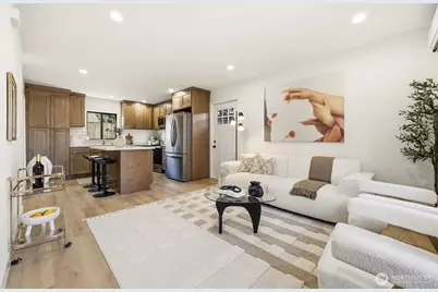 526 N 100th Street, Seattle, WA 98133 - Photo 5
