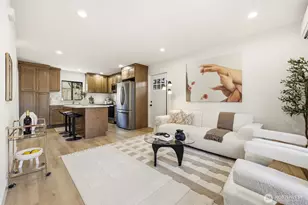 526 N 100th St, Seattle, WA 98133 - Photo 5