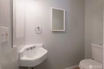 5229 188th Street SW #12, Lynnwood, WA 98037 - Photo 7