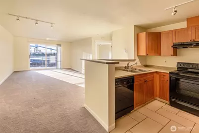 500 Elliott Avenue W #303, Seattle, WA 98119 - Photo 3