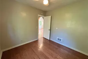1203 Central St NE, Olympia, WA 98506 - Photo 15
