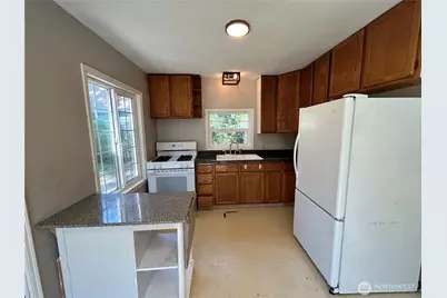 1203 Central Street NE, Olympia, WA 98506 - Photo 11