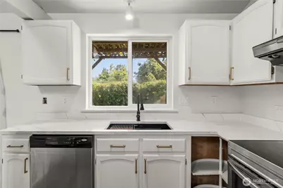 [Address not provided], Tacoma, WA 98444 - Photo 31