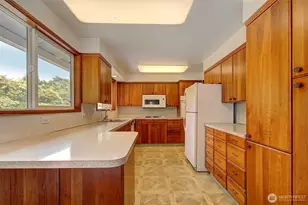 402 NW 69th St, Vancouver, WA 98665 - Photo 9